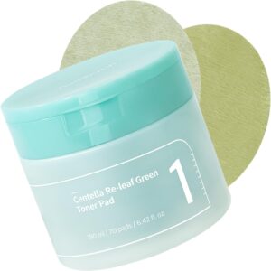 numbuzin No.1 Toner Pads | Centella Re-Leaf Green Toner Pad | Double-Sided | Centella Asiatica, Heartleaf, Licorice Root | Calming, Hydrating, Exfoliating | 70 Pads/6.42 fl. oz.