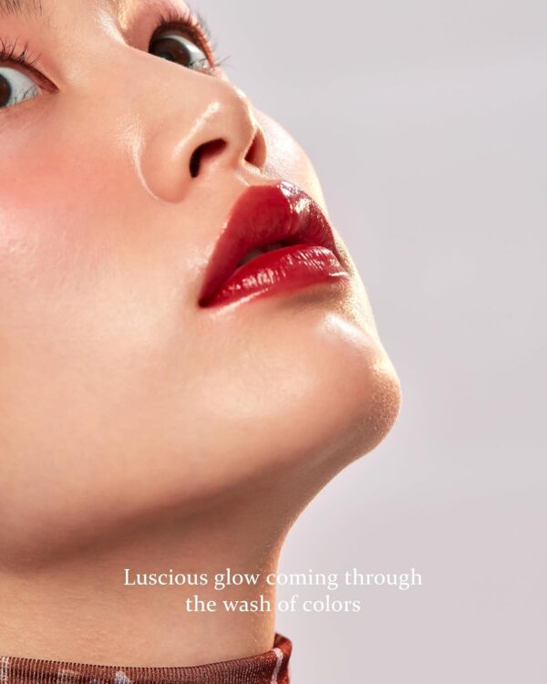 HINCE Mood Enhancer Water Liquid Glow - Non-Sticky & Waterproof Lip Stain for Women - Long Wearing Lip Gloss for Natural and Glass Glow - Moisturizing Liquid Makeup, 0.16 fl.oz. (CLASSICAL) - Image 4