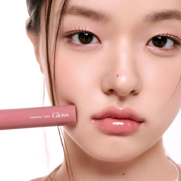 rom&nd Glasting Color Gloss (02 NUTTY VAGUE) | Kbeauty, Plumping, Glossy, Moisturizng, Natural Color, Long-lasting - Image 6