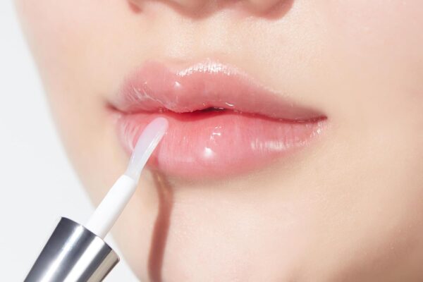 VT COSMETICS REEDLE SHOT LIP PLUMPER Beginner (0.15 oz. / 4.3g), Clear - Image 3