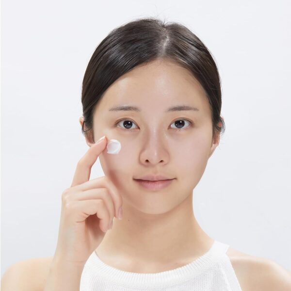 VT COSMETICS 2 Step Mask ReedleShot 700, Cica Reedle, Korean Skincare (1 Sheet Mask + 0.05 oz Cream) - Image 7